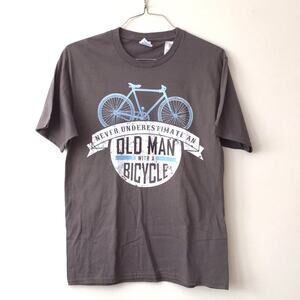 Bicycle themed basic graphic t-shirt solid back size MEDIUM - M